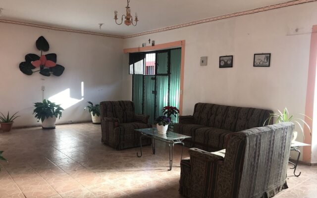 Room-awesome King Room In City Center