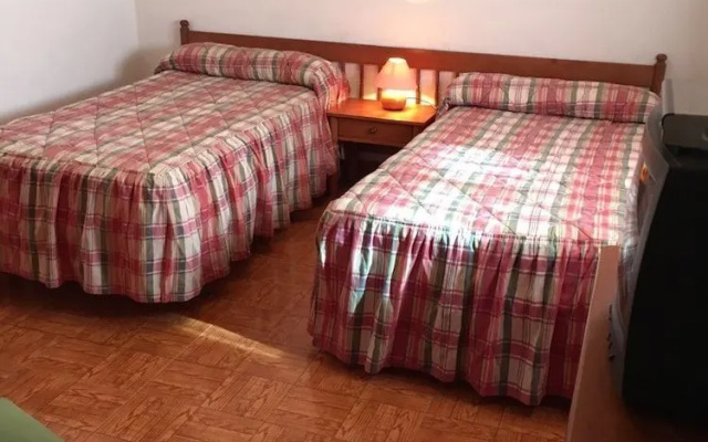Hostal Restaurante Los Chopos
