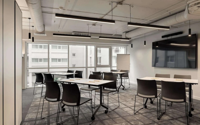 Ibis Kyiv Beresteiska