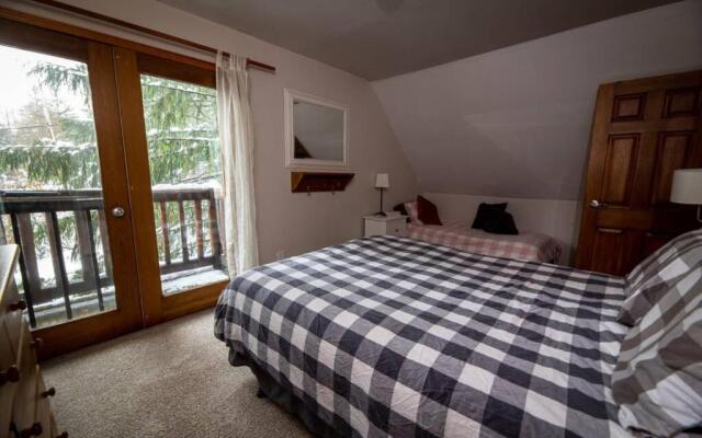 Sitka Alpine Log Cabin