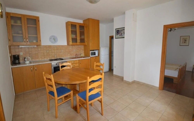 Martina - Large and Comfortable Apartments - A2 Ema