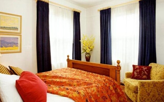 Four Kachinas Bed & Breakfast Inn