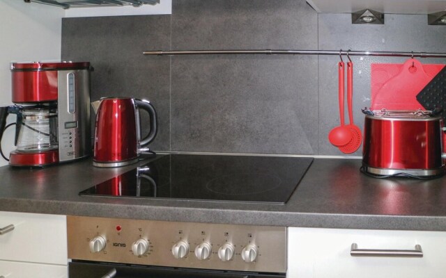 Nice Home in Breege/juliusruh With 2 Bedrooms, Sauna and Wifi