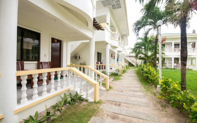 OYO 409 Bans Beach Resort