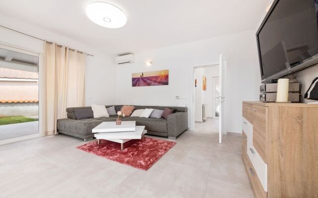 Luxury Villa With Private Pool in Porec