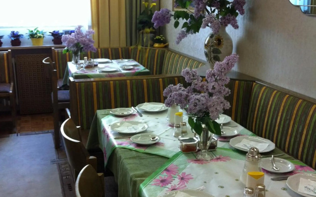 Hotel Hauser