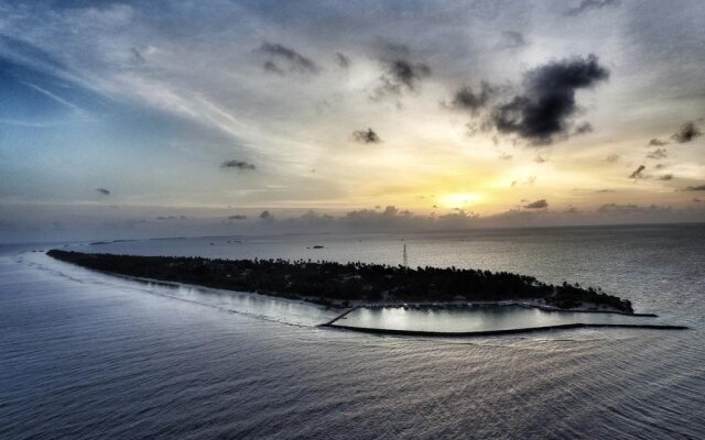Athiri Beach Maldives