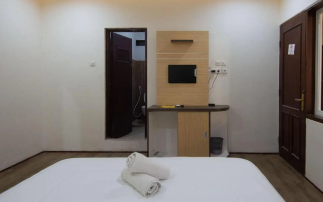 OYO 2240 Simpang Tujuh Residence