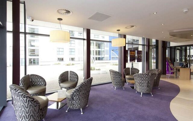 Premier Inn Cardiff City Centre