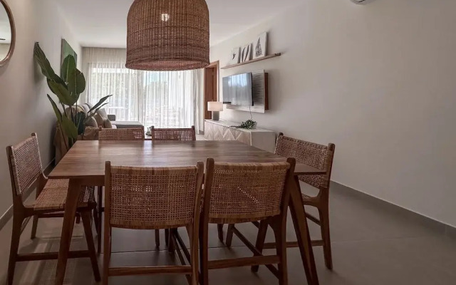 Spectacular Golf Front 3BR Apartment!