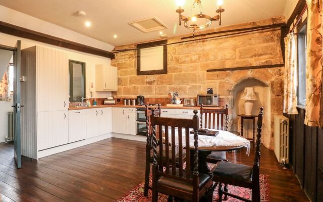 Porter's Lodge