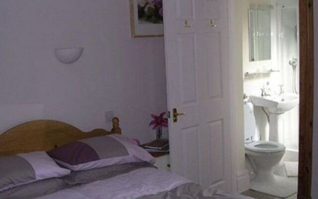 Holly Trees Hotel