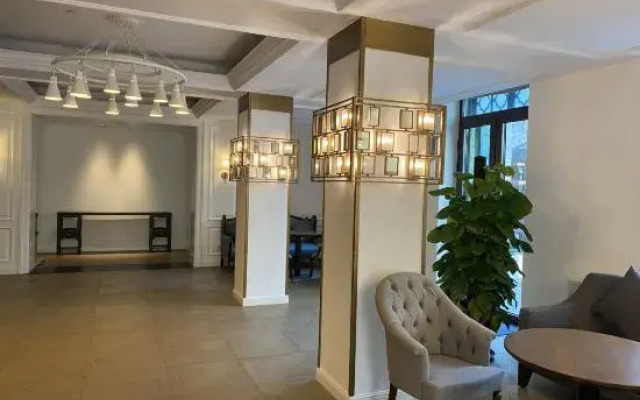 Gubei Residence Hotel