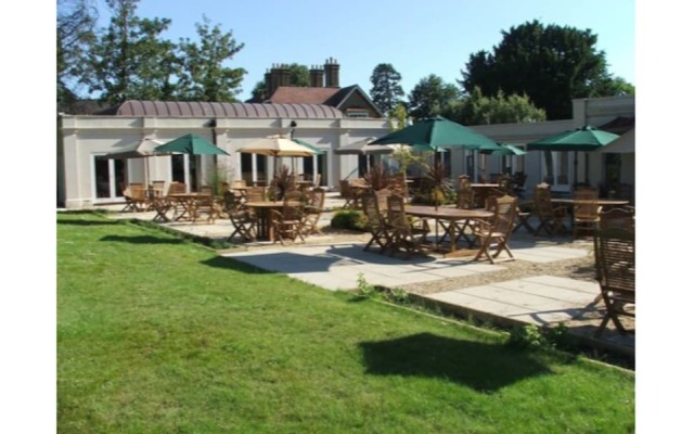 Albert Cottage Hotel