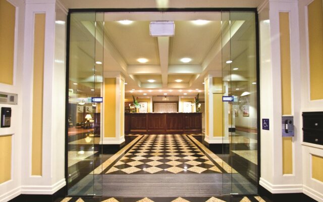 Adina Apartment Hotel Brisbane Anzac Square