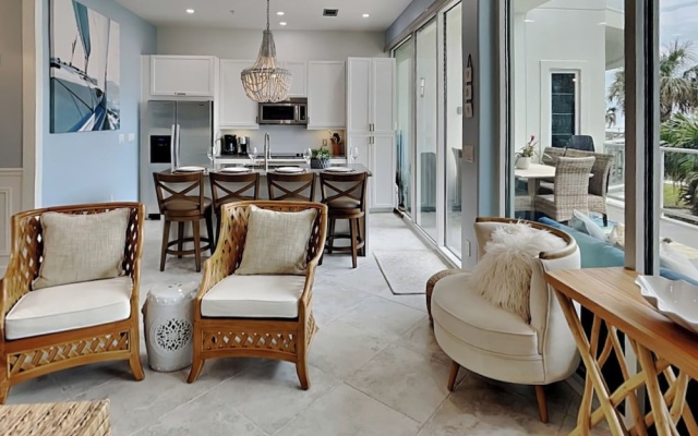 Coastal Chic by Ryson Vacation Rentals