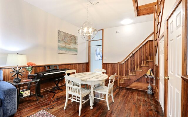 Gallery Stays - Low Country