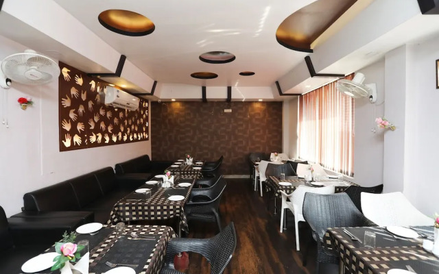 OYO 23385 The Prestige Hotel & Convention