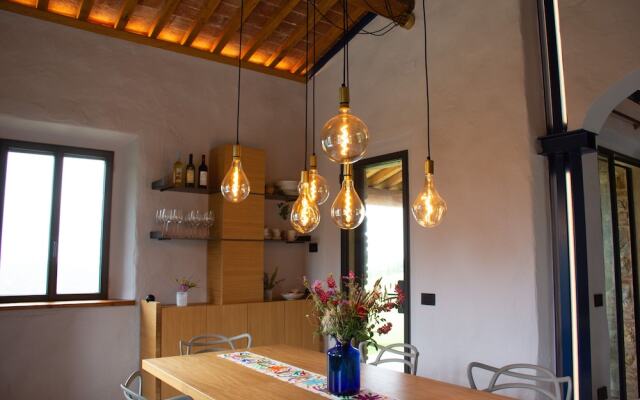 Wonderful Private Villa With Pool in Riparbella