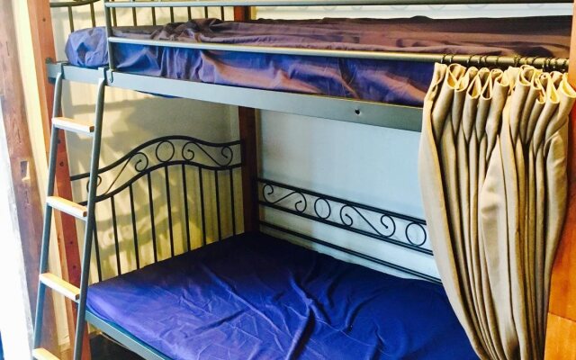 Hostel CASA AMBROSIA