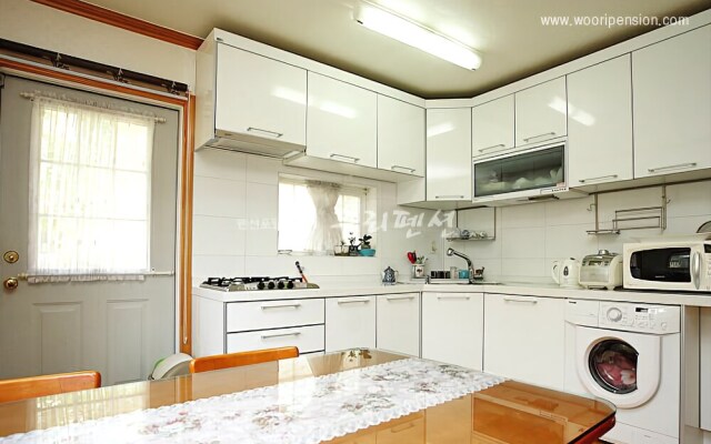 Namyangju River Hill Village Pension