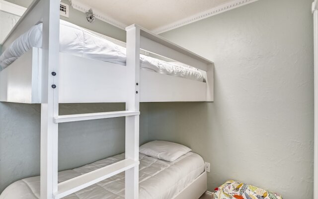 Inlet Reef 510 2 Bedroom Condo by RedAwning