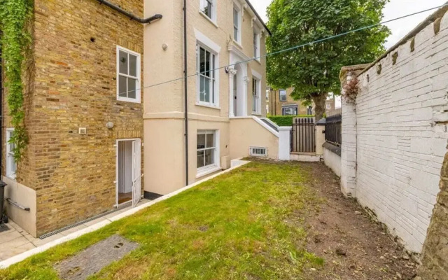 The Hackney Secret - Stylish 2bdr House With Garden, London