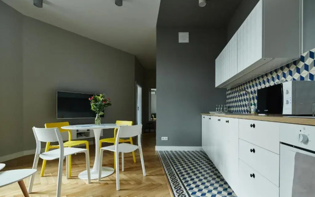 PlayRoom Aparthotel