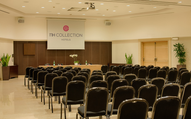 Отель NH Collection Roma Giustiniano