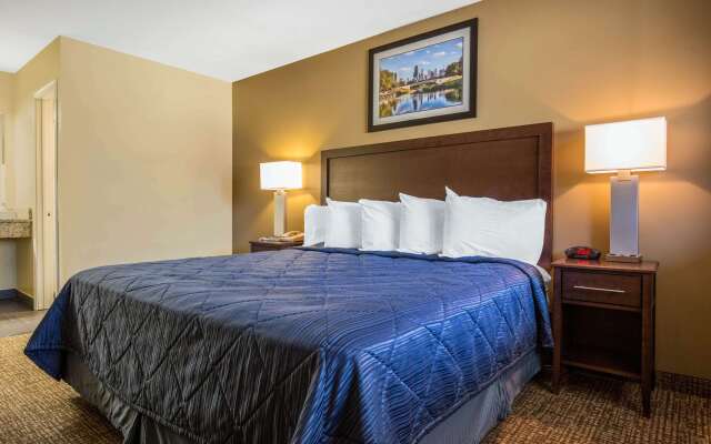 Rodeway Inn Lyons - La Grange