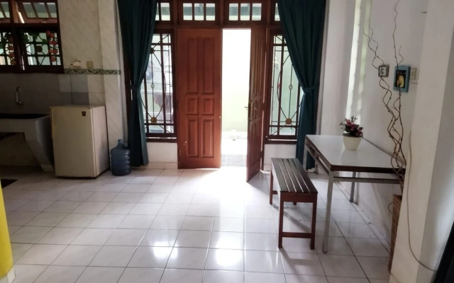 Glory Homestay