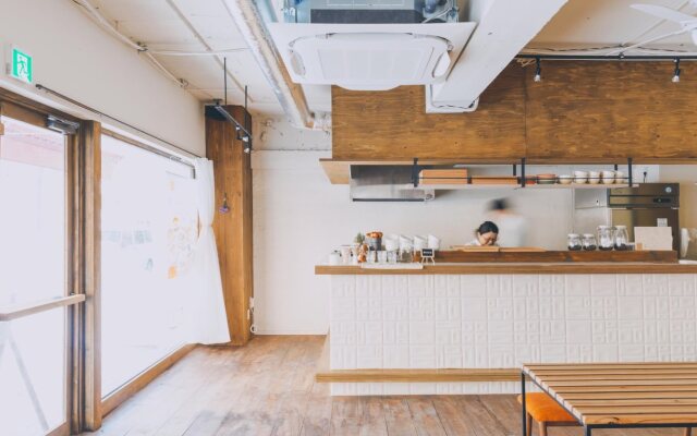 Mezamashi Sandwich - Hostel