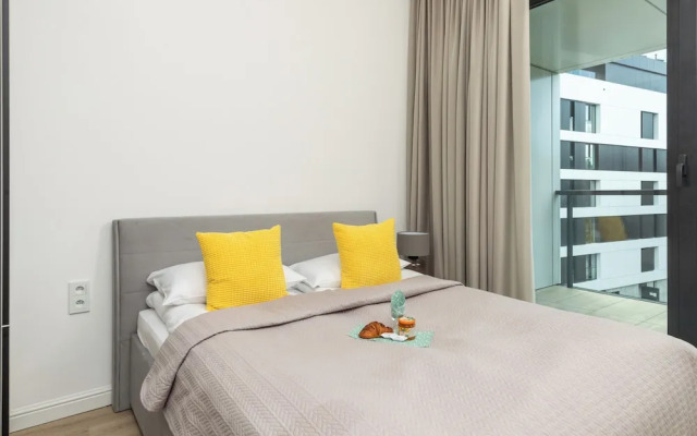 Shellter Apartment Rogowo by Renters