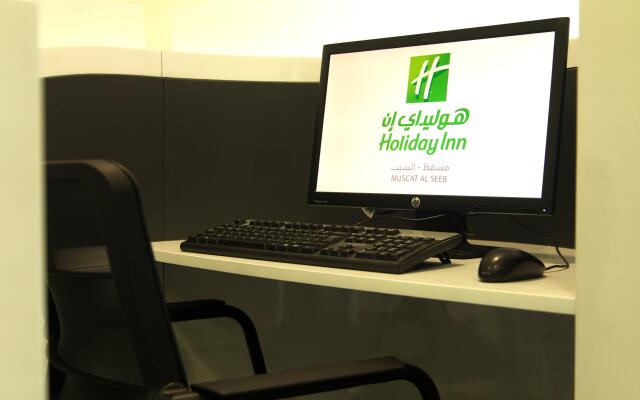 Holiday Inn Muscat Al Seeb, an IHG Hotel