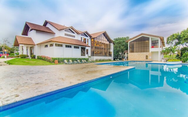 2 Bedroom Townhouse at Ocean Village
