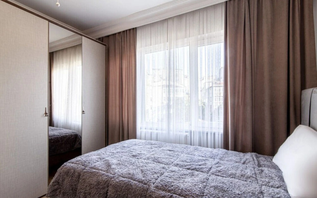 Modern Flat Close to Istiklal Street With Balcony