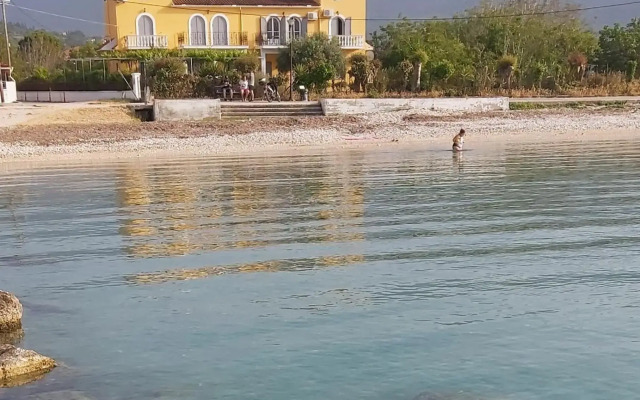 Tilde on the beach, Apts - Sami Kefalonia