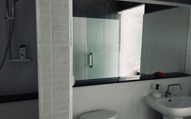 New Apartment Nearby Beach