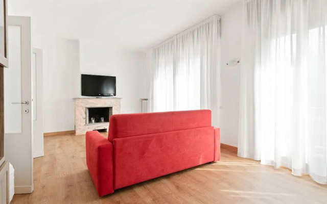 Santa Rita Roomy Apartment