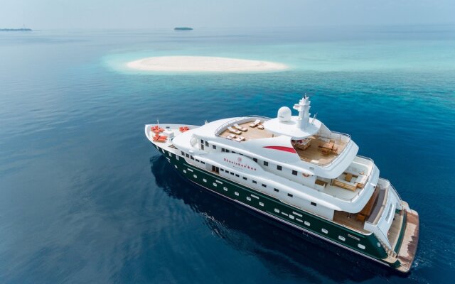 Dhaainkan'baa - Luxury Yacht