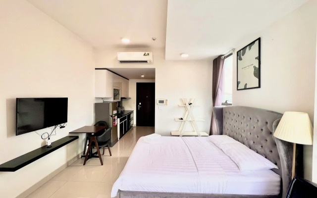 Spacious Saigon