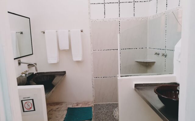 Maria's Kan Kin with Private Beach