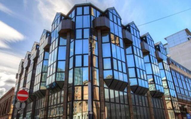 Отель PREMIER SUITES PLUS Glasgow Bath Street Великобритания, Глазго - отзывы, цены и фото номеров - забронировать отель PREMIER SUITES PLUS Glasgow Bath Street онлайн вид на фасад