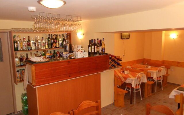 Guest House Tsenovi