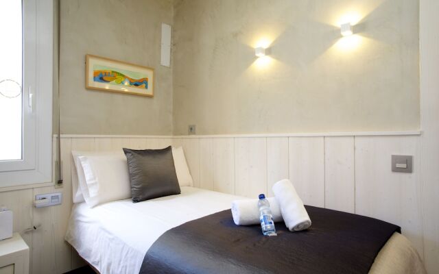 BarcelonaForRent Market Suites