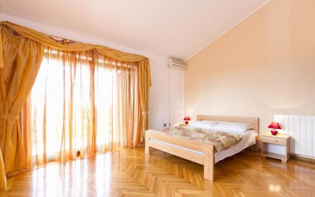 House Ivica