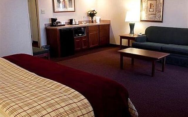 Ramada Hotel Des Moines Airport