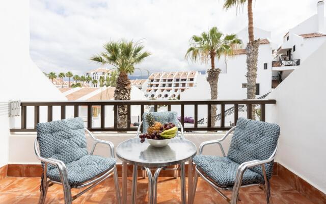 Home2Book Las Américas Beach & Pool