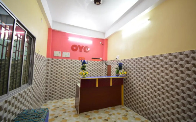 OYO 30386 Hotel Gloria Inn