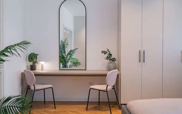 Vibrant & Spacious 3BR Condos on Amzei Square